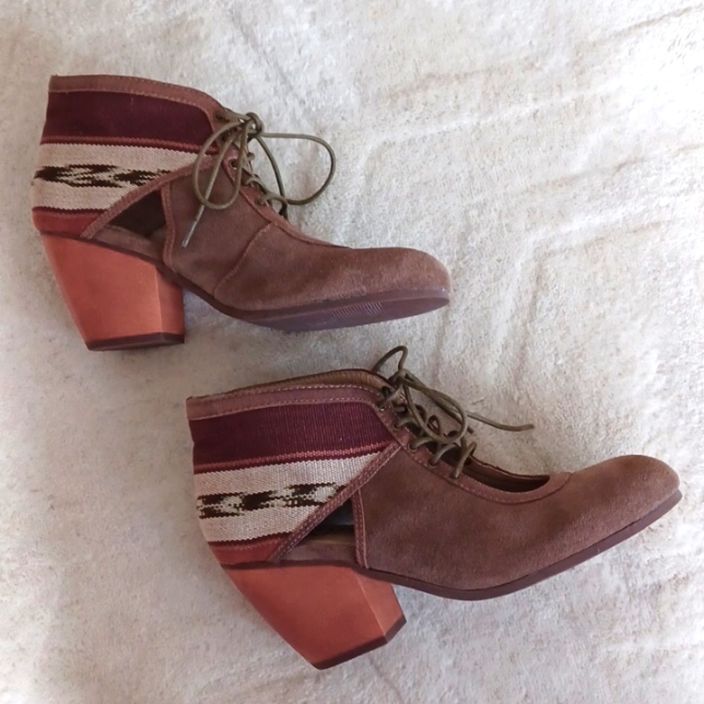 Anthro Latigo Soleil Brown Leather & Canvas Wooden Heel Laced Shoes With Cutouts